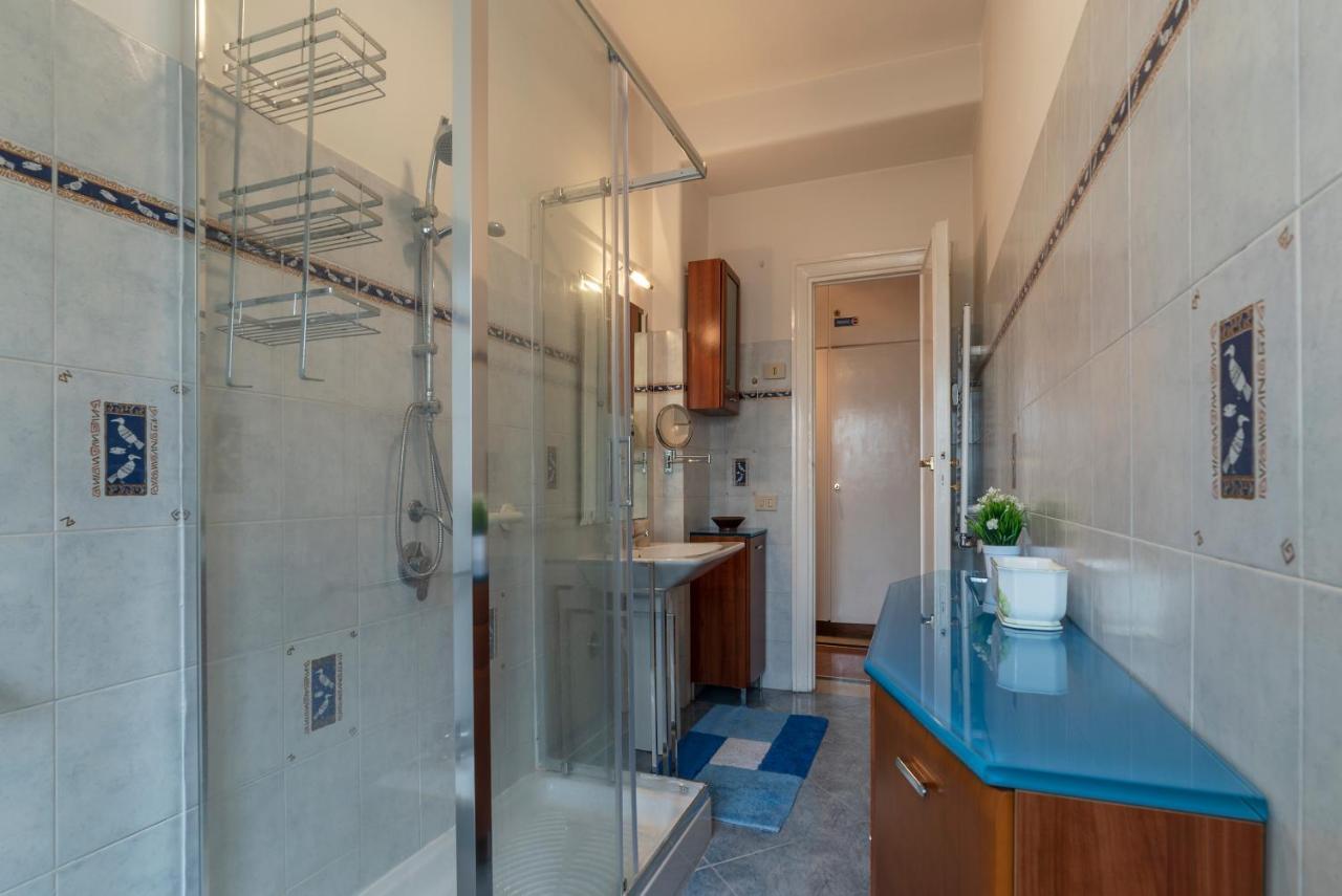 Roomy And Bright With Terrace Apartment *