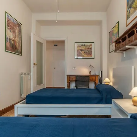 Roomy And Bright Apartment With Terrace Rome Exterior photo